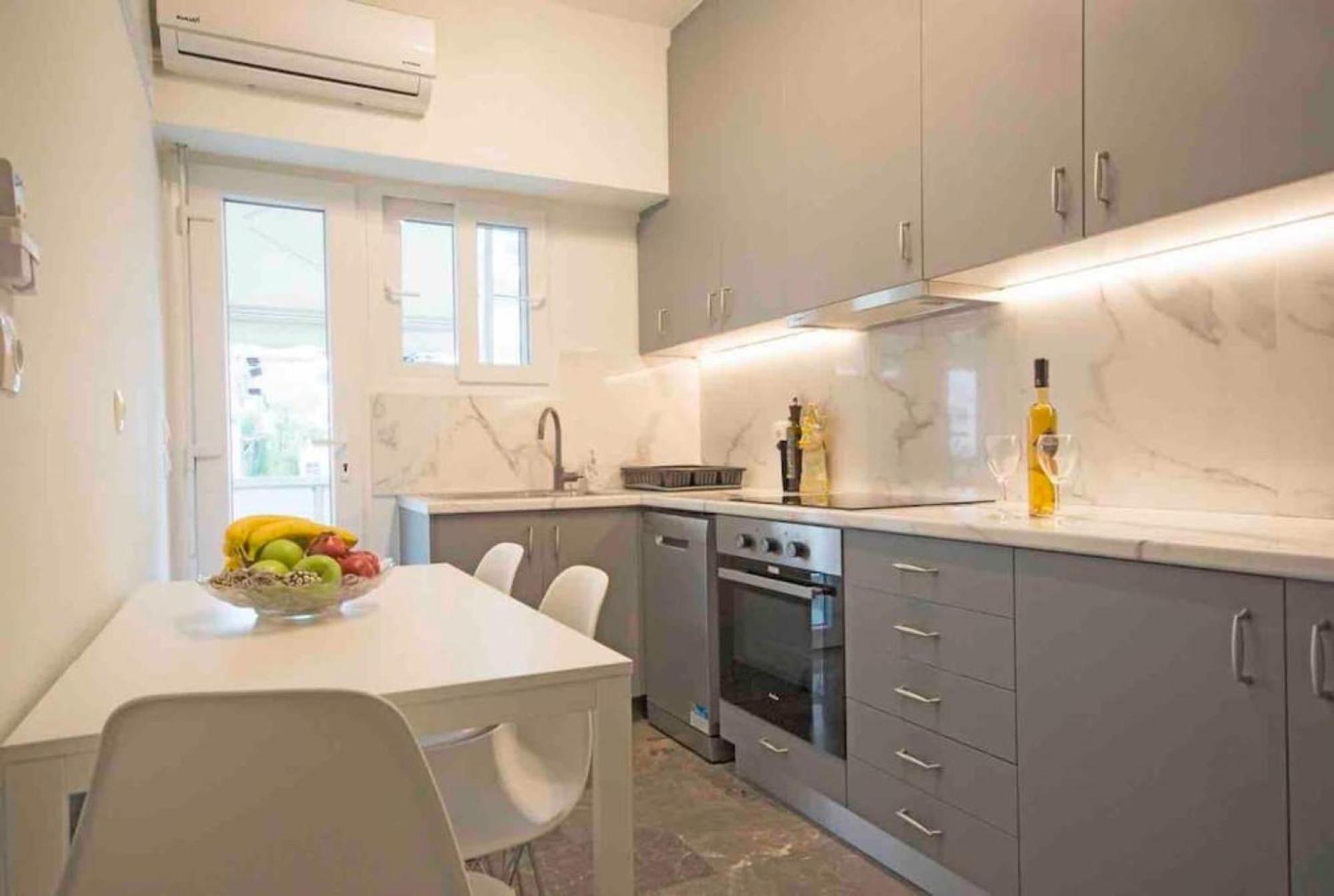 Alkuoni Lux Flat At Pfaliro 아테네 외부 사진